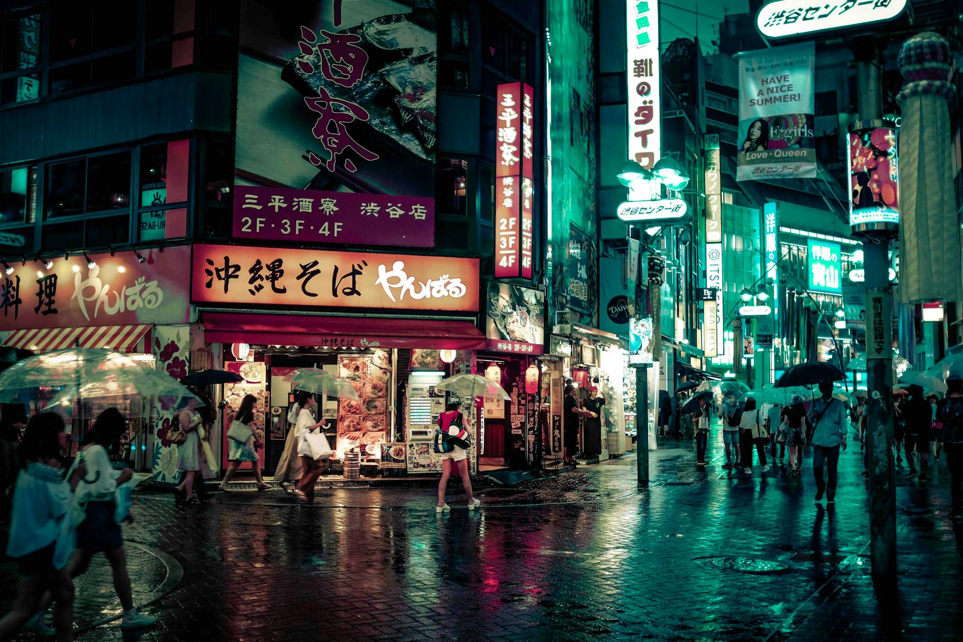 関東で雨の日でも楽しめる大人向けお出かけスポットを選ぶポイント